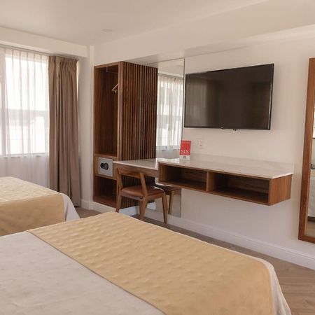 Six Hotel Guadalajara Degollado المظهر الخارجي الصورة