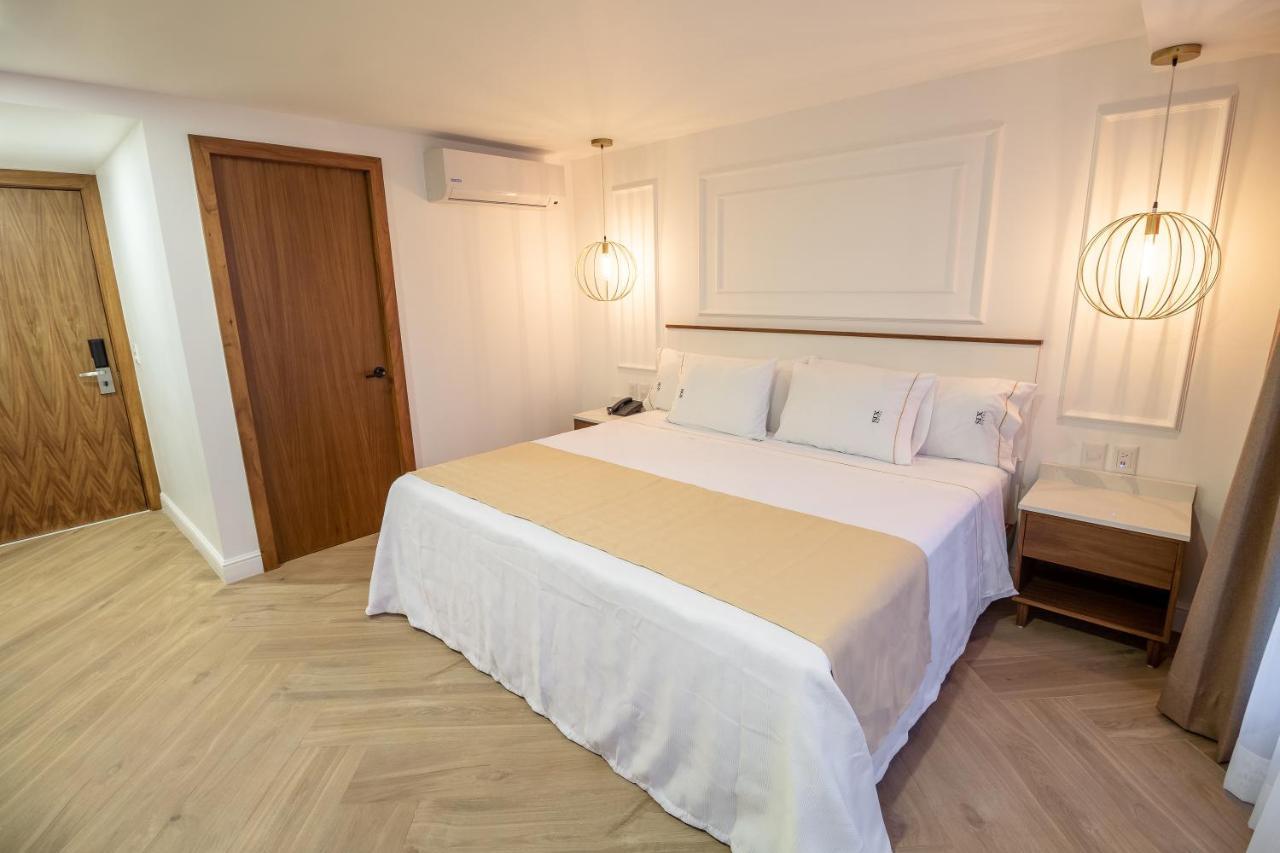 Six Hotel Guadalajara Degollado المظهر الخارجي الصورة