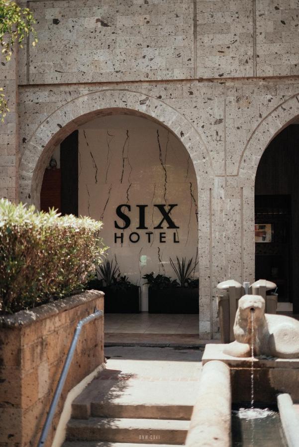 Six Hotel Guadalajara Degollado المظهر الخارجي الصورة