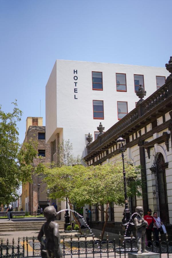 Six Hotel Guadalajara Degollado المظهر الخارجي الصورة