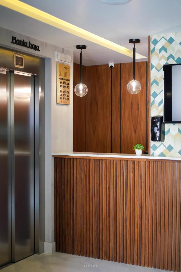 Six Hotel Guadalajara Degollado المظهر الخارجي الصورة